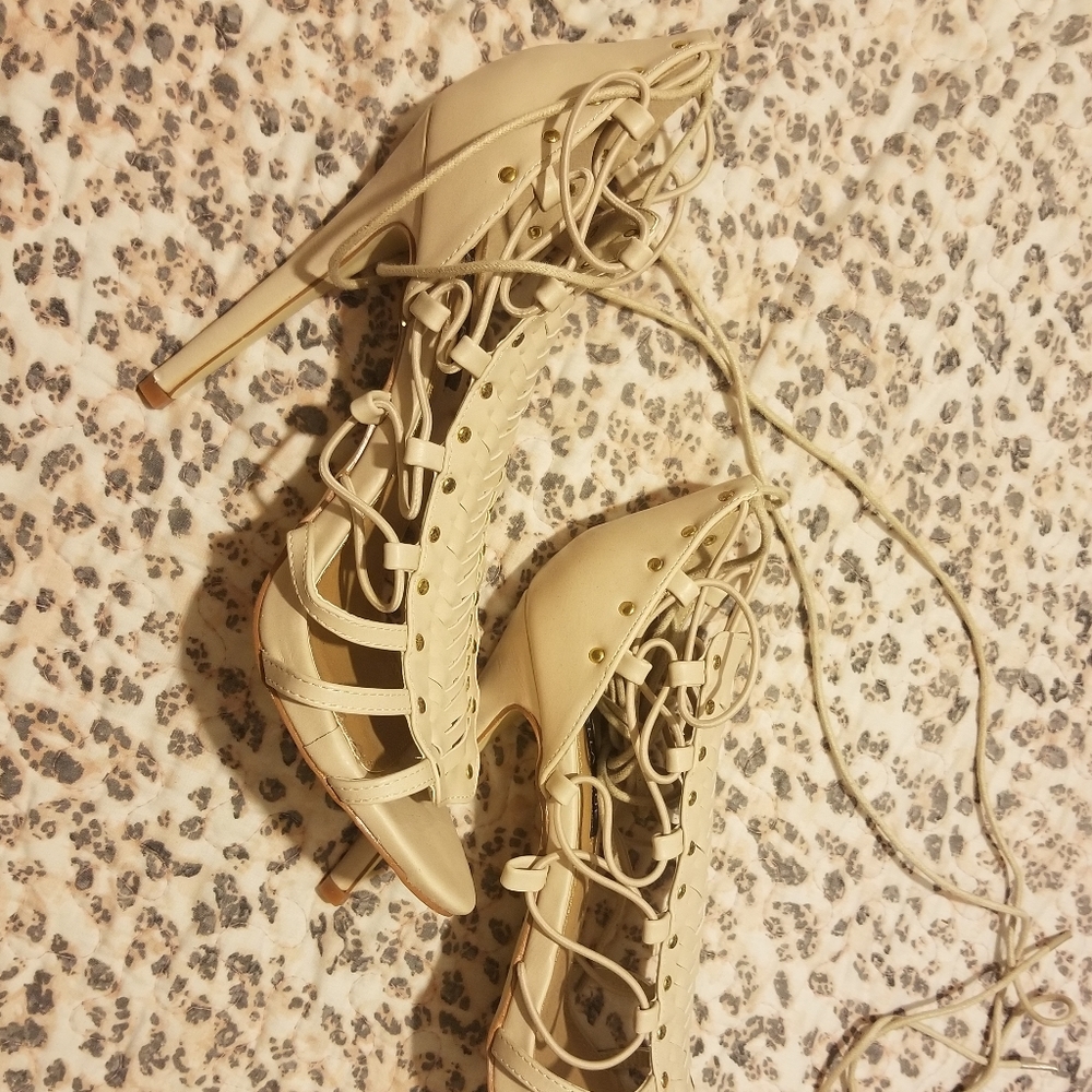 Shoes - Picture 2 of 6